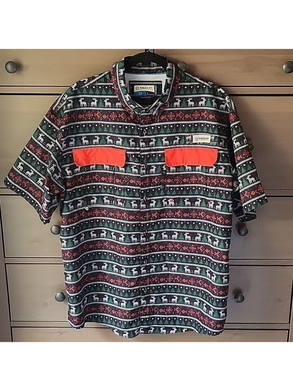 MAGELLAN OUTDOORS CHRISTMAS SHIRT SHORT SLEEVE BUTTON-DOWN MENS LARGE
